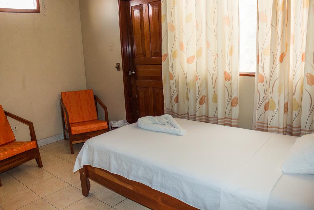 Hotel Golden Star Икитос Экстерьер фото